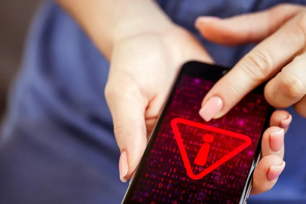 Attention : un logiciel malveillant iOS révolutionnaire vole des visages et défie la biométrie grâce à une intelligence artificielle avancée !