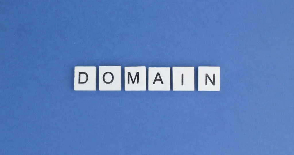 Renaitre nom de domaine expiré avec Archive.org Wayback Machine